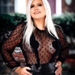 Premio “Emerging Awards” reconoce el talento de Kelmary por Una Locura