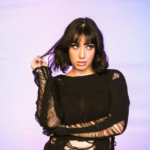 Alinne Garruth anuncia su álbum debut, «Fim de Festa»