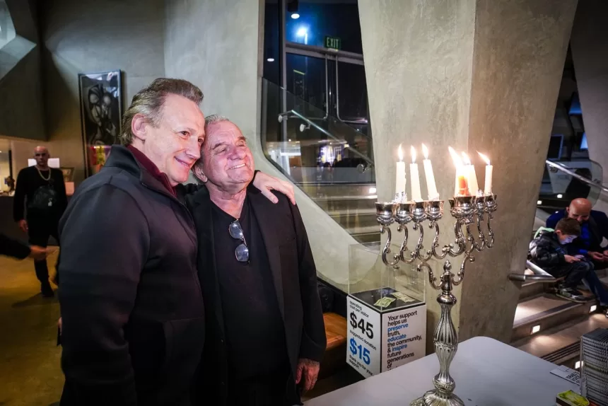 «Brilla Tu Luz» un evento que reunió celebridades en Los Ángeles, unidos en contra de la Discriminación y el antisemitismo.