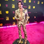 El Cantautor Italiano VIRGINIO, desfila en la alfombra de Premio Lo Nuestro anticipando una importante gira en Miami y Ciudad de México