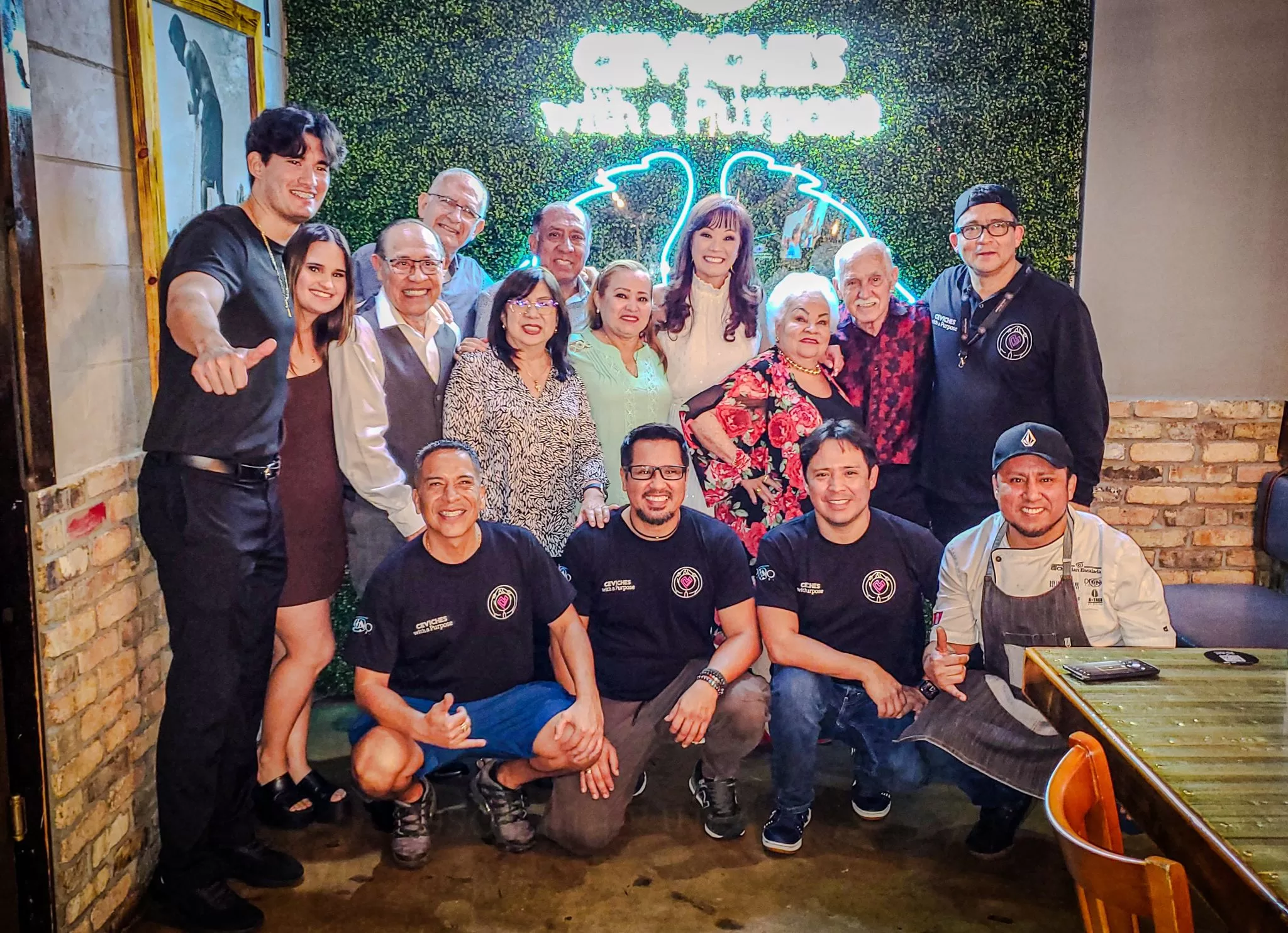 Ceviches con propósito realizó su sexta cena benéfica con éxito continuando con la misión de apoyar a las madres solteras