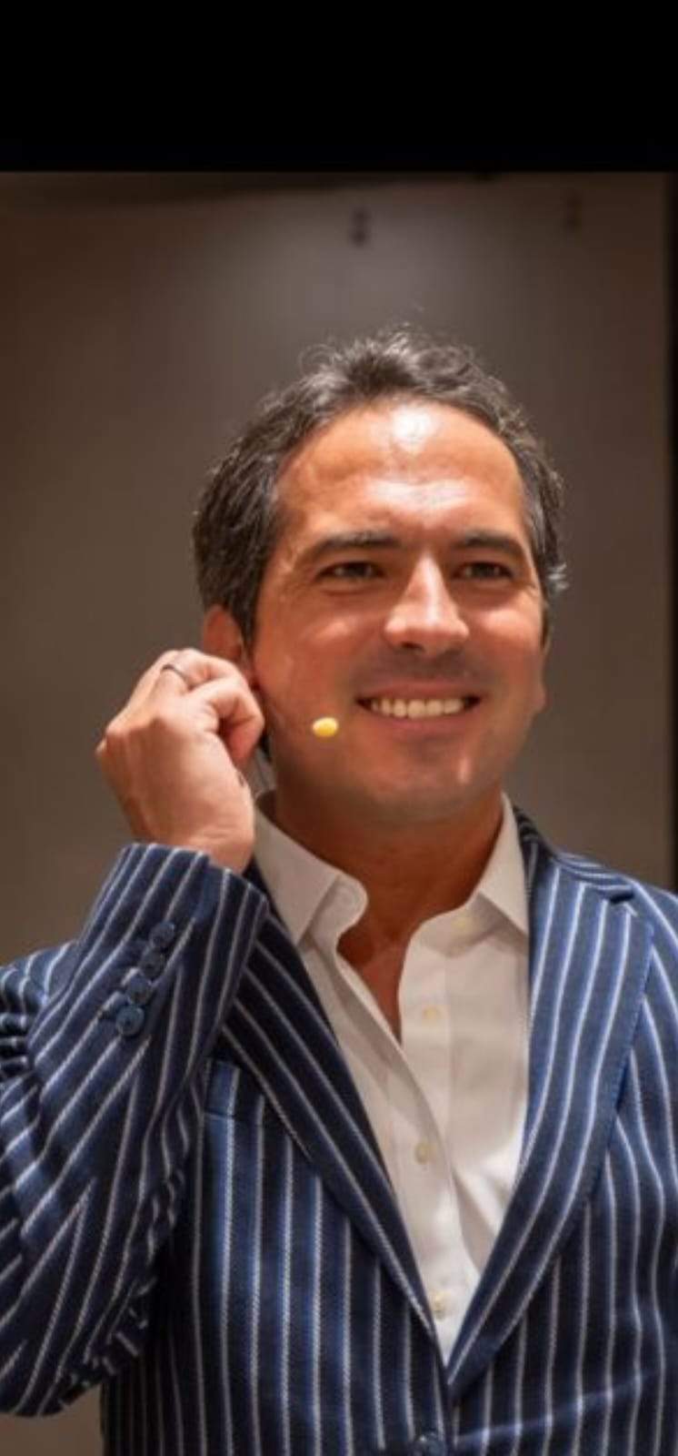 A llenos totales en cada presentación, Juan Lucas Martín impacta en su primera gira por Estados Unidos con su misión de amor y sanación