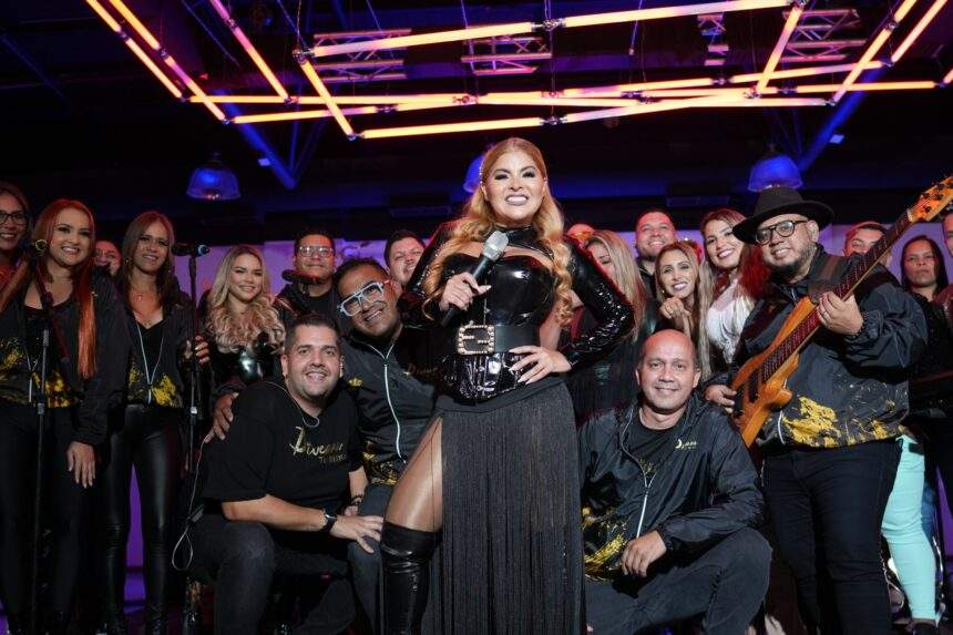  ¡Con un homenaje a Natusha! Diveana “Tu Reina” regresa con My Playlist