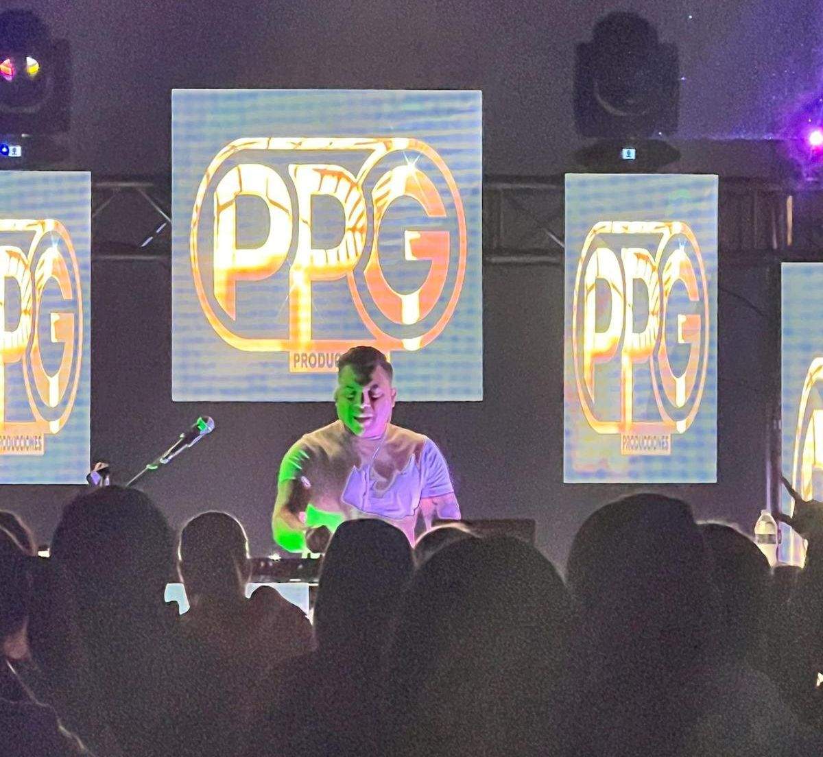 Carlitos Bronco se convierte en el primer DJ salsero en llenar lugares emblemáticos de Estados Unidos y abrió camino a los Djs venezolanos