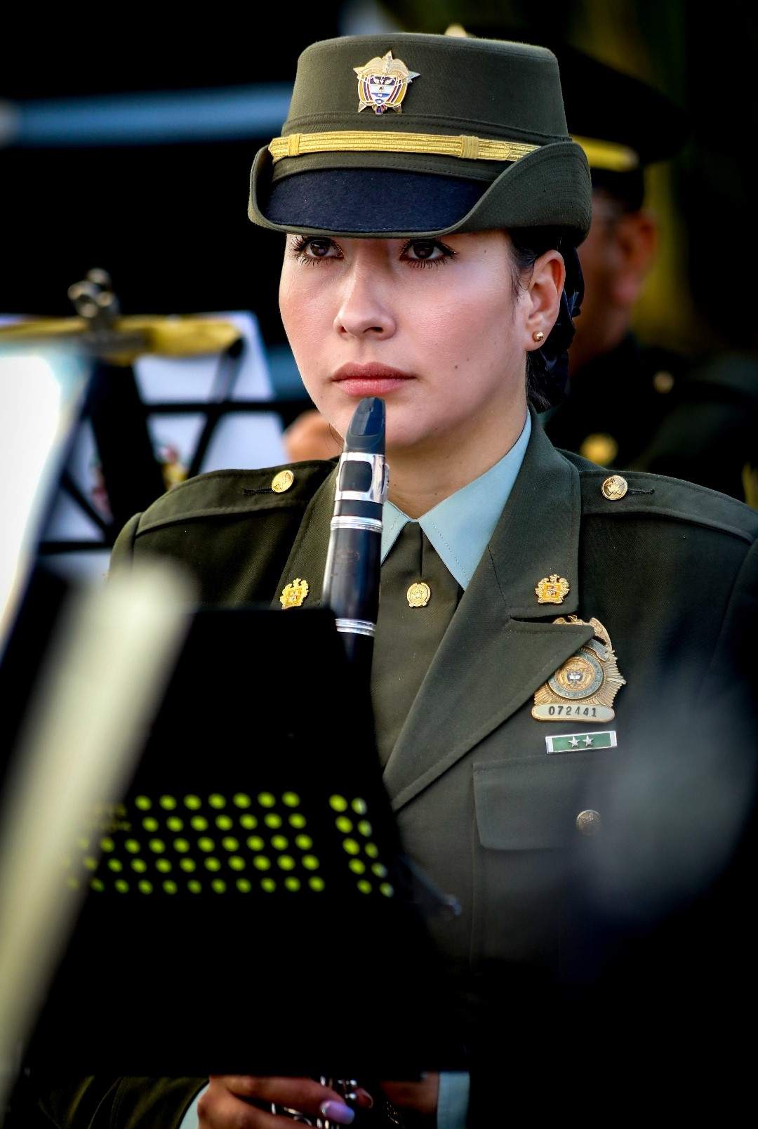«Diana Muñoz» La mujer policía que inspira con su música