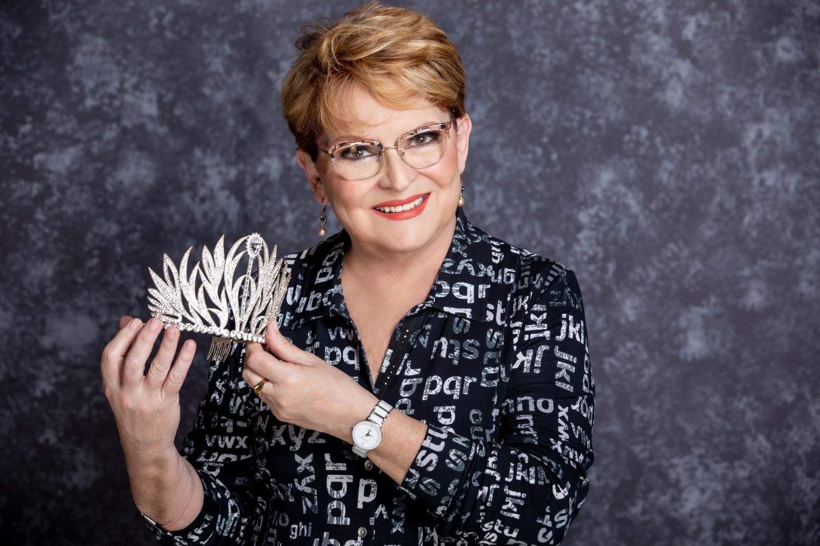 La “Coach de las Estrellas” Laura Moro, presenta su nuevo libro: “LAURA MORO TE VE: Del Sueño al Éxito”