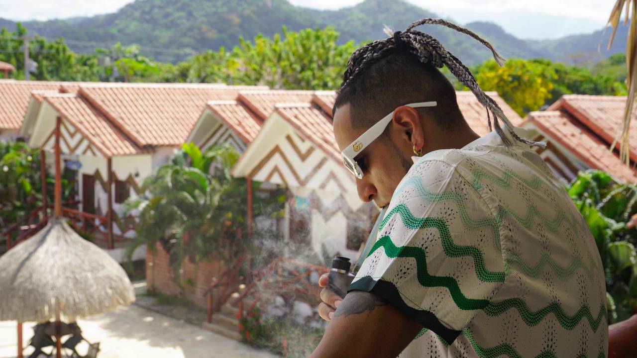 Dainy lanza «Renaciendo en la poesía», un álbum lleno de emociones y diversidad musical