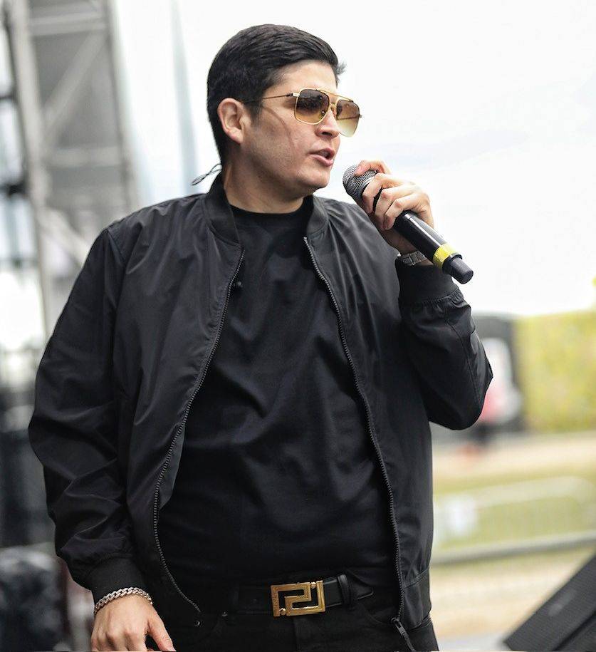 Aldo Trujillo prende a los fans en el festival «Besame Mucho 2025»