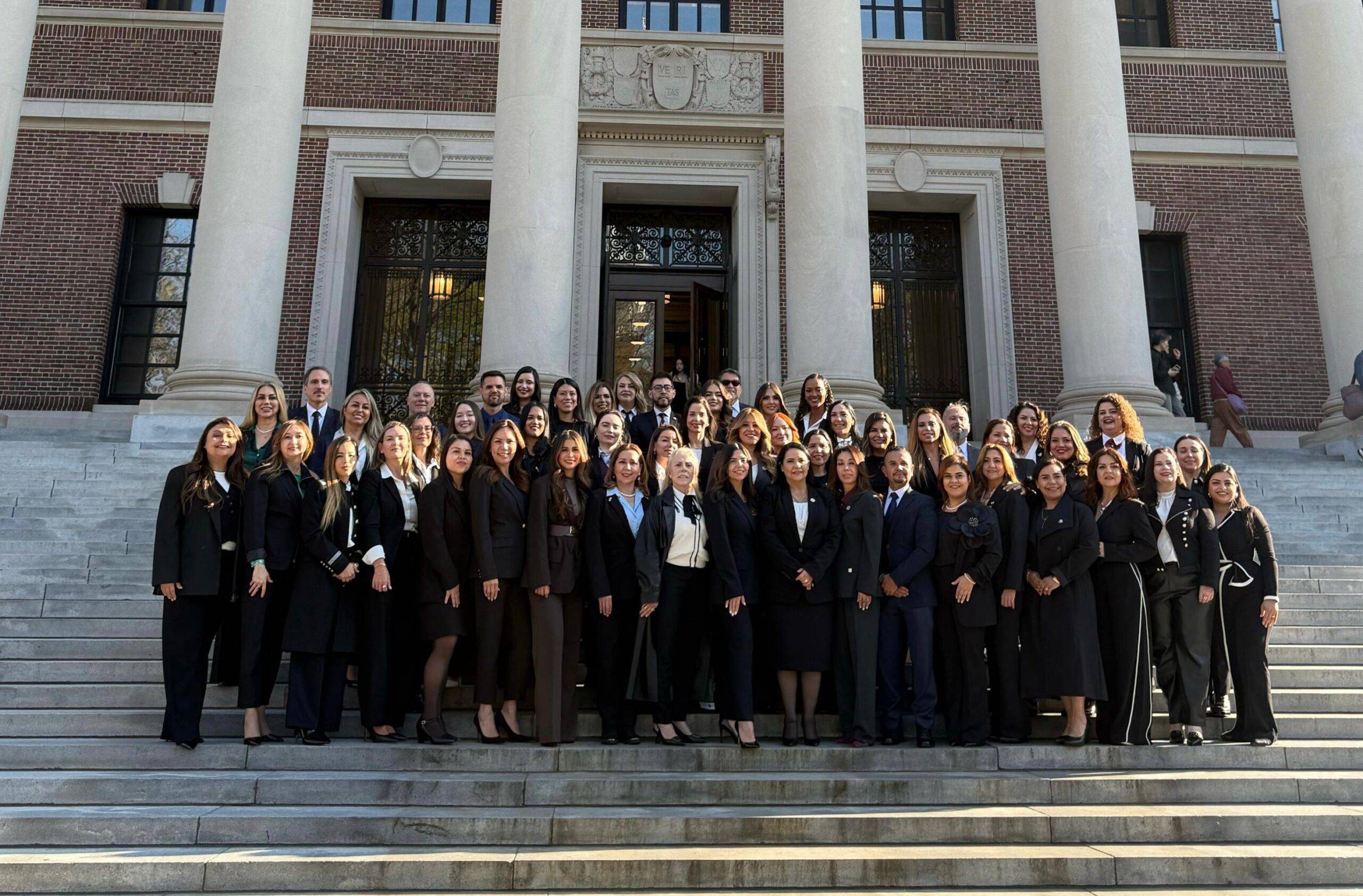 Harvard abre sus puertas al liderazgo femenino latino: 45 Mujeres brillan en el V Congreso Mundial de Mujeres Líderes