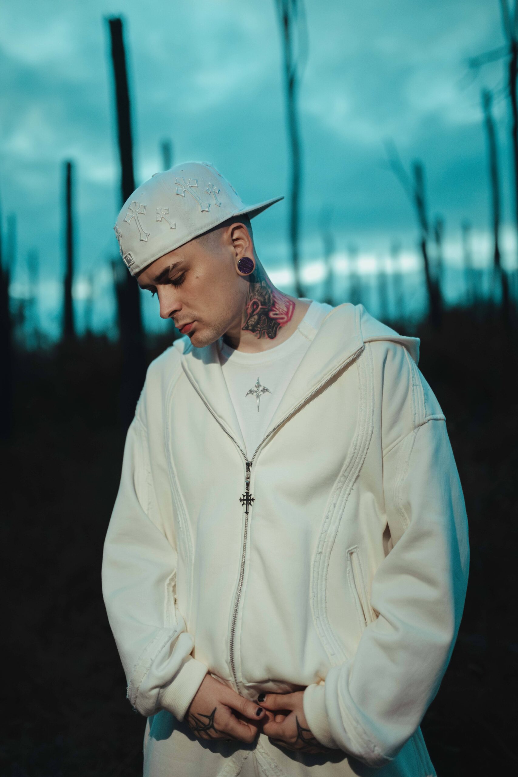 El cantante argentino LIT Killah presenta su nuevo sencillo FIAMORE su primera balada romántica