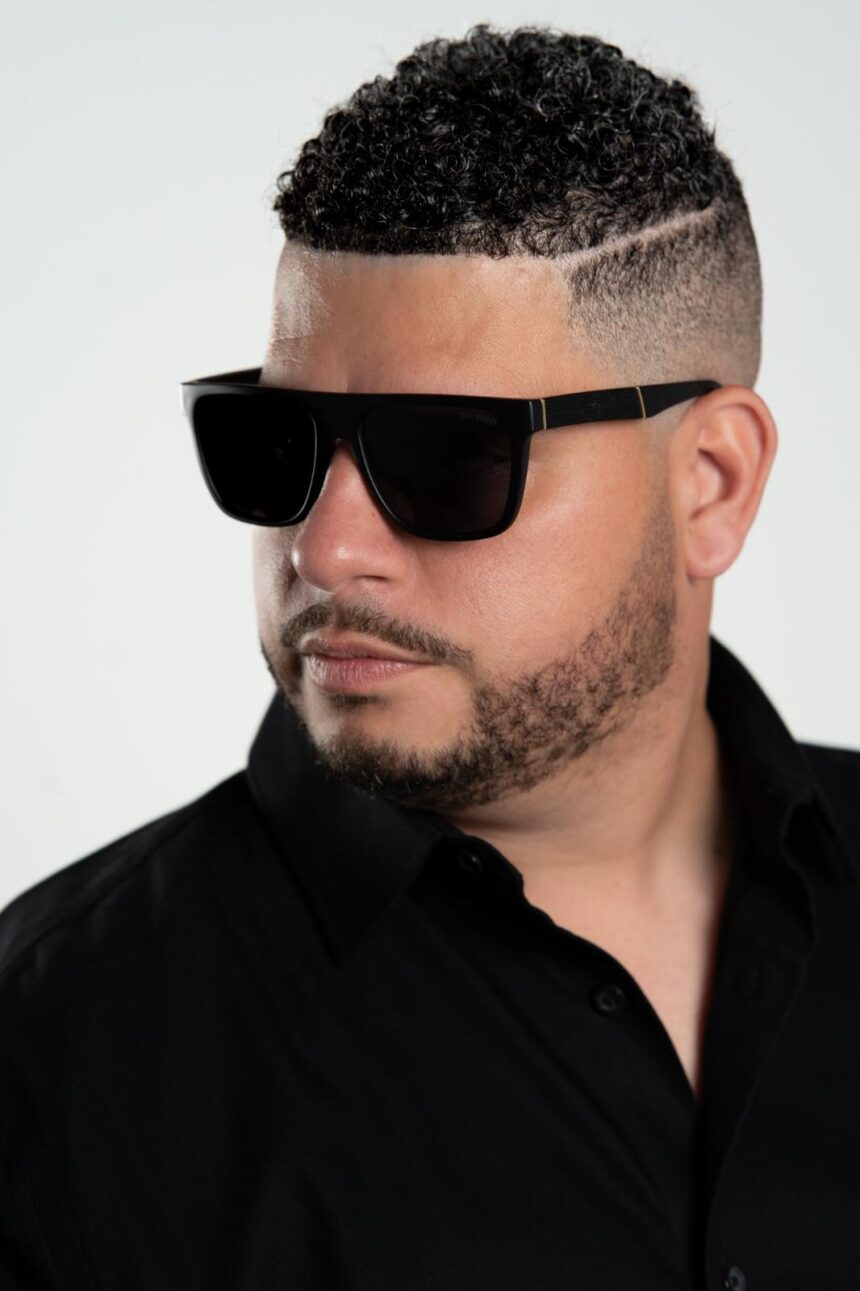 Julián Casanova lança o videoclipe de  sua música «Macramé»