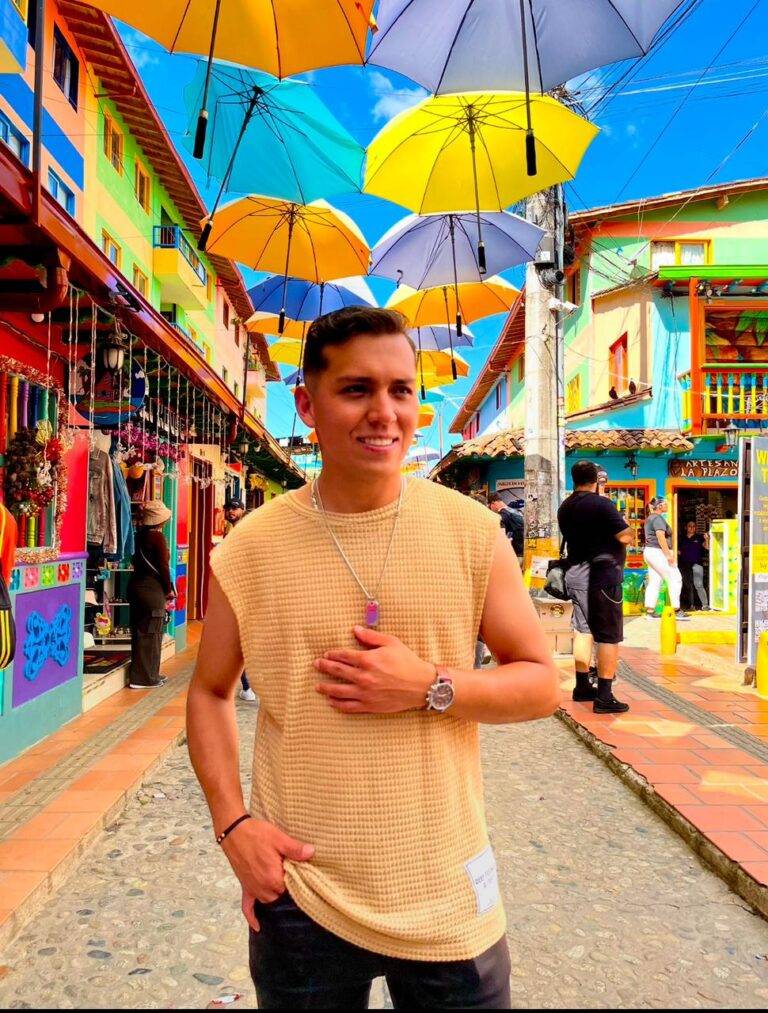 Jhon Anders: la voz que emergió del Peñón y hoy emociona a todo un país