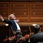 La Sinfónica de Miami conmemora dos décadas de Eduardo Marturet al frente de su dirección musical