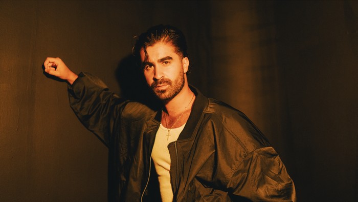 Diego Mena desafía estereotipos de la música latina y anuncia álbum debut