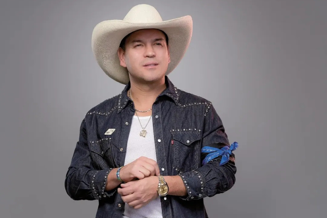 Joaquín Guiller se posiciona entre los artistas más importantes de 2025 con «El Agropecuario»