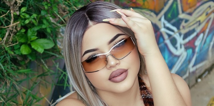 Sara Valentina impulsiona sua carreira internacional com estreia global de "Gatiñho"