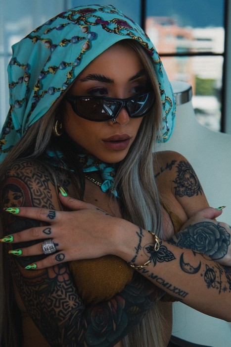 La artista venezolana Fei en la Casa rompe esquemas con un EP llamado «Desenamorándome»