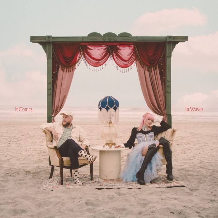 New Constellations lanza su esperado disco debut: ‘It Comes In Waves’