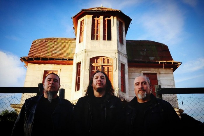 In-Ad HomineM estrena primer LP: «Entre Fuego y Sombras»
