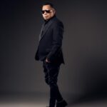 Joe Veras vuelve a conquistar el corazón de la bachata con «Aunque Sea Un Café»