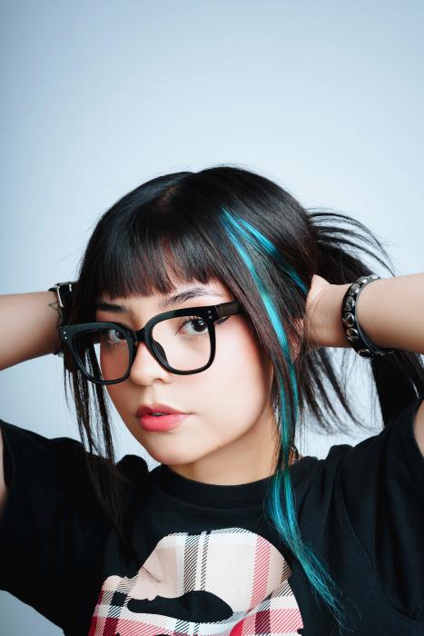 Emi Blue desata la energía urbana con «Loba» y su mensaje de empoderamiento