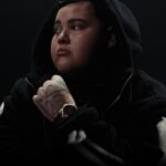 FloyyMenor: El artista chileno que domina la música latina
