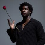 Reyner: Un disco de amor y honestidad que enfrenta el ego y la conciencia humana