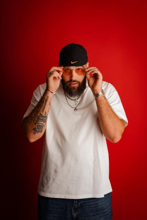 TTIMO trae «Filipenses», una nueva canción que une fe y ritmo urbano