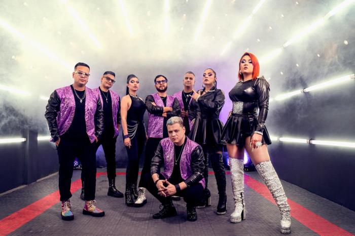 Charlotte Music Band lanza «Sigo Aquí», una balada pop que celebra recuerdos y futuro