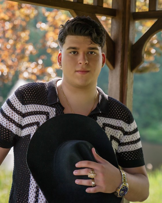 Daniel Arce lanza su nuevo sencillo «Me Presento, Soy Daniel Arce»: una carta de identidad para la música popular colombiana