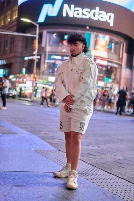 Cristian Patino: un talento en ascenso que une música, actuación y pasarelas internacionales